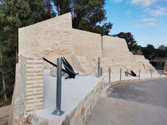 Fragmento del Baluarte n 9 de la Muralla de Carlos III, en Cartagena, recuperado por la Armada