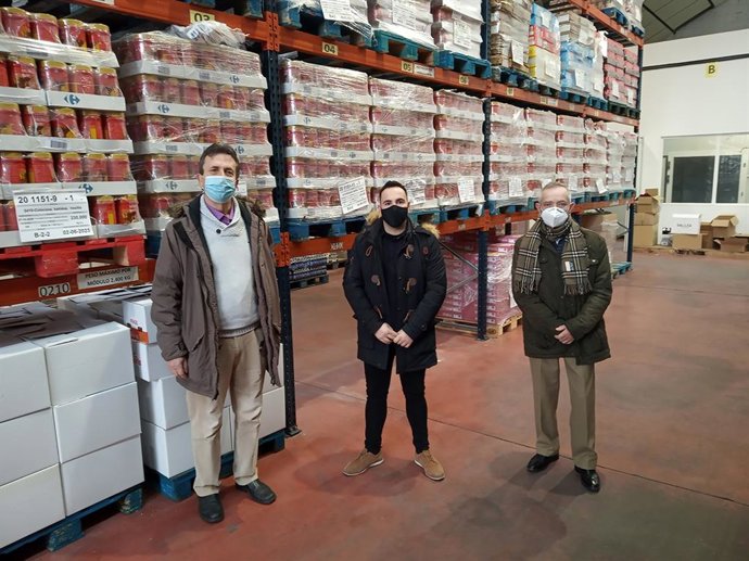 La Federación de Peñas de Logroño dona al Banco de Alimentos 803 kilos de la campaña 'Alimenta Sonrisas 2020'