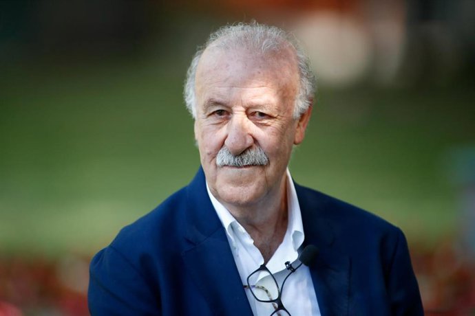 El exseleccionador nacional Vicente del Bosque durante un acto