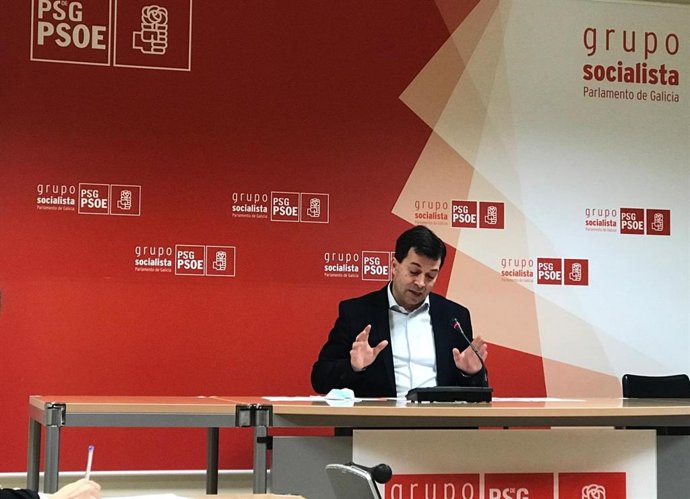 Gonzalo Caballero, secretario xeral del PSdeG, en rueda de prensa este lunes 28 de diciembre