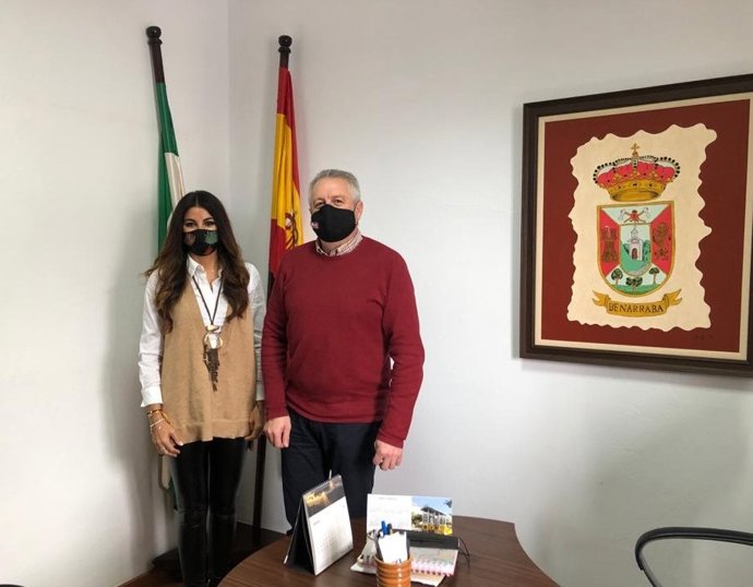 La delegada de Turismo en una visita en Benarrabá