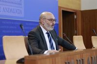 Vox acusa a Mellado de "torcer el brazo" a la Junta con sus "mamporreros sindicales y el aplauso" del PSOE-A