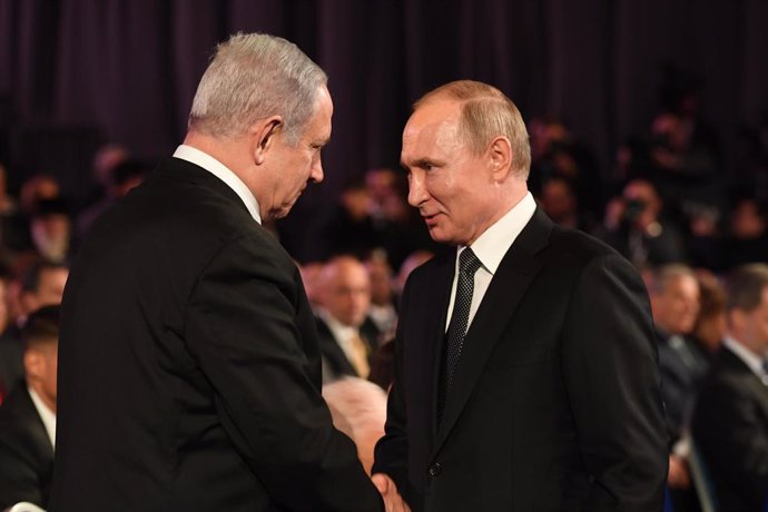 Imatge d'arxiu de Benjamin Netanyahu amb Vladímir Putin. 