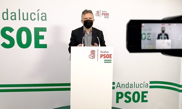 El portavoz del Grupo Parlamentario Socialista, José Fiscal.