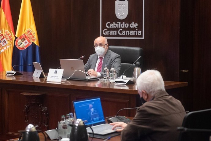 El presidente del Cabildo de Gran Canaria, Antonio Morales, durante el Pleno de aprobación de los presupuestos para 2021
