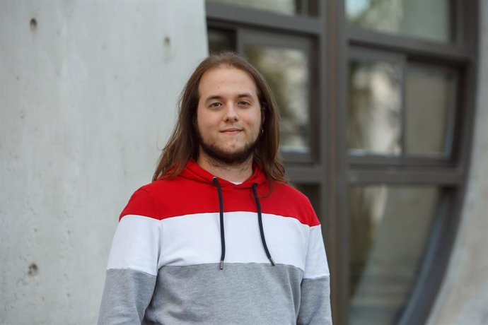 El pamplonés Oskar Fernández Luzuriaga, reelegido como presidente del Consejo de Estudiantes de la UPNA.