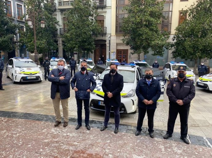 Presentación de los nuevos coches de la Policía Local de Granada