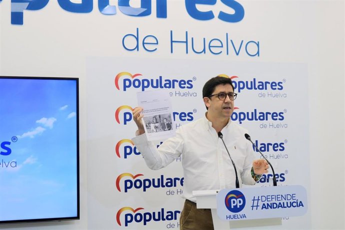 El secretario general del PP de Huelva, Alberto Fernández.