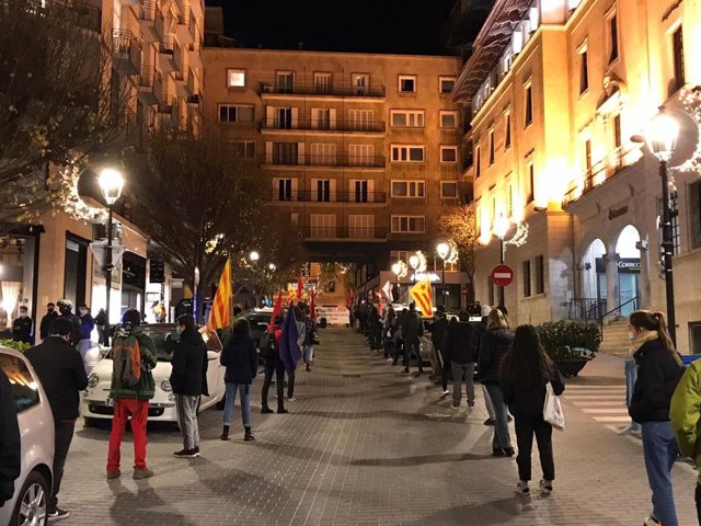 Manifestación juvenil convocada por Arran Palma y SEPC Mallorca con motivo de la Diada de Mallorca.