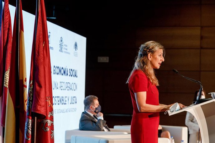 Yolanda Díaz dice que lo importante sobre Juan Carlos I es conocer qué ha ocurrido con sus actividades