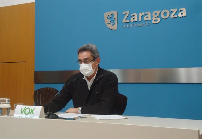 EL portavoz del grupo municipal de VOX, Julio Calvo