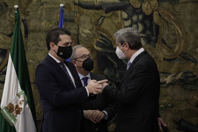 Bellido y Díaz hablan con Yélamo del proyecto logístico de El Álamo.