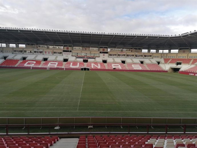 Nuevo cesped Las Gaunas