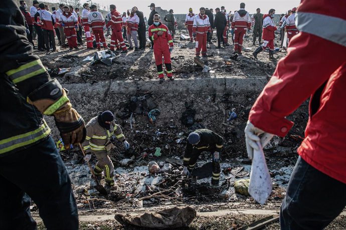 Lugar del siniestro de un avión ucraniano derribado por error por Irán tras su despegue desde la capital, Teherán