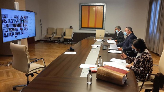 El presidente de la Diputación de León, Eduardo Morán, preside el pleno telemático ordinario del mes de diciembre celebrado este miércoles.