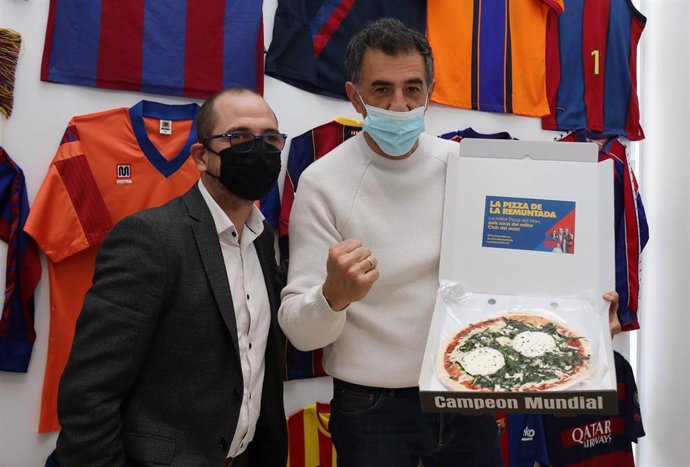 Jordi Farré regalando pizzas