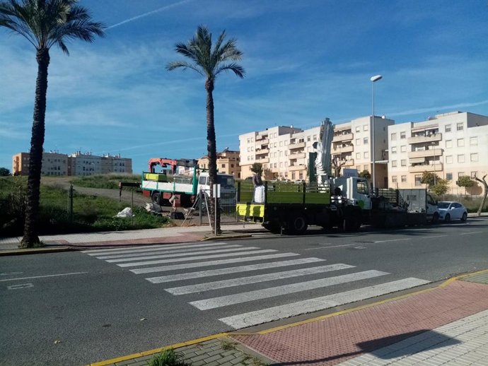 Solar donde se construirá el nuevo IES en la zona de Nueva Alcalá, en Alcalá de Guadaíra (Sevilla).