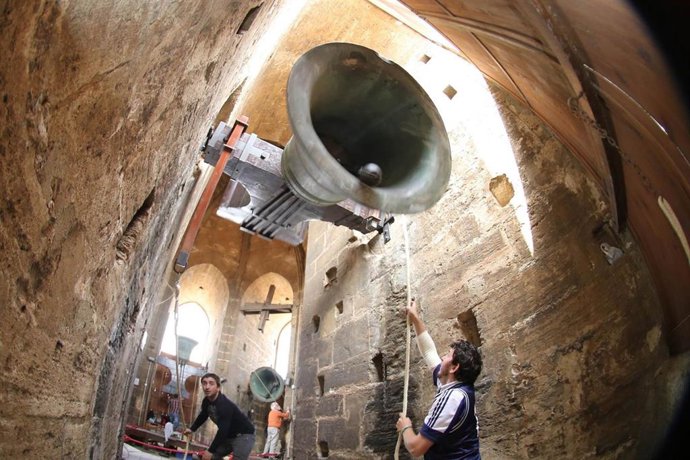 Foto de archivo de los campaneros de la Catedral de Valncia