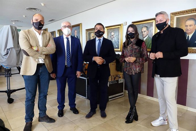 Presentación de la retransmisión de las Campanadas de Fin de Año desde Santa Cruz de Tenerife