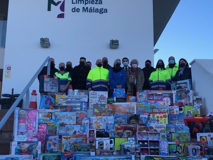 Campaña 'Regala una sonrisa. Ningún niño malagueño sin juguete