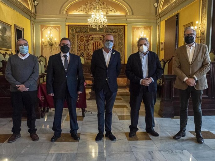 ngel Ros, Jesús Gutíerrez, Miquel Pueyo, Antoni Siurana y Flix Larrosa.