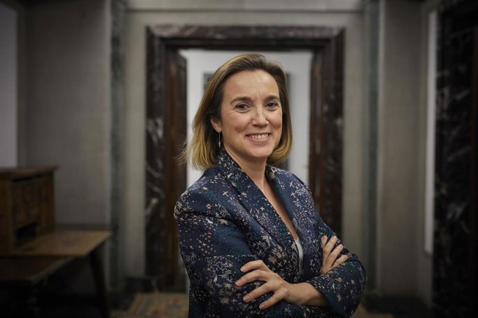 La portavoz del Grupo Popular en el Congreso, Cuca Gamarra, en una entrevista con Europa Press, en Madrid (España), a 30 de diciembre de 2020.