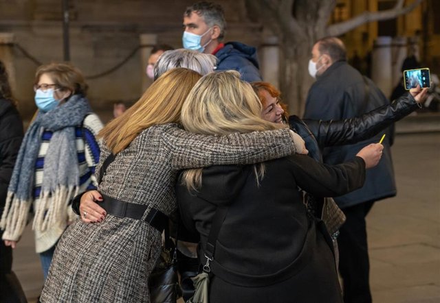 Sevillanos en  la avenida de la Constitución en una imagen de archivo.