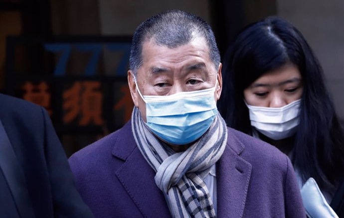 31 December 2020, China, Hong kong: Hong Kong pro-democracy activist and media tycoon Jimmy Lai leaves the court of final appeal during a break. Lai appeared in court as prosecutors asked the city's top judges to send him back to detention after he was 