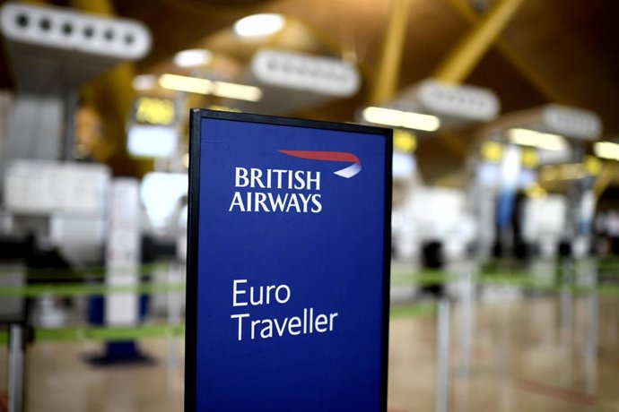 Cuarentena para españoles que vuelen a Reino Unido