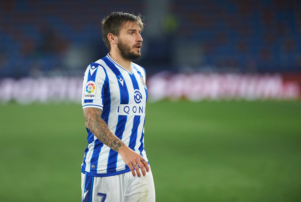 Portu hace �txuriurdin� el derbi y Osasuna no cierra el Portu hace �txuriurdin� el derbi y Osasuna no cierra el