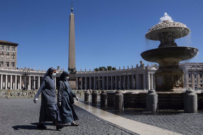 22 May 2020, Vatican, Vatican City: A general view of Saint Peter's Square after the reopening of it for pilgrims and tourists. Photo: Evandro Inetti/ZUMA Wire/dpa