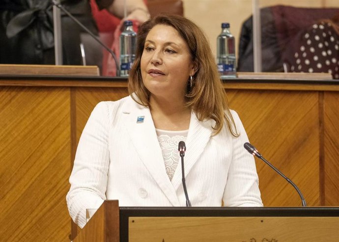 La consejera de Agricultura, Carmen Crespo, en una imagen del 16 de diciembre en el Pleno del Parlamento.