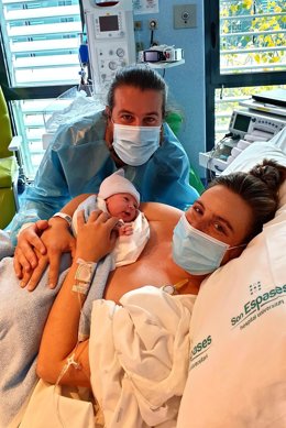 Miguel, el primer bebé de Mallorca en 2021.