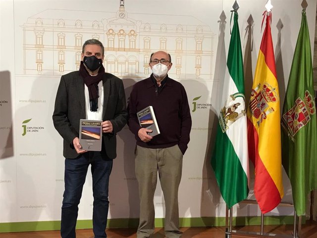 La Diputación de Jaén edita el número 4 de la revista literaria 'Piedras lunares'.