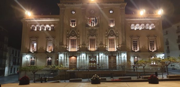 Ayuntamiento mejora la iluminación monumental de la Plaza de Santa María, Carrera de Jesús y Plaza Deán Mazas.