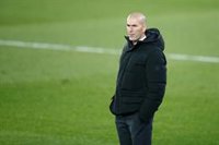 Zidane: "Queremos que las renovaciones se arreglen cuanto antes"