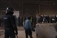 Dos detenidos, cinco investigados y 215 asistentes denunciados por la 'rave' en Llinars (Barcelona)