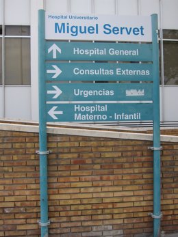 Cartel  informativo del Hospital Miguel Servet de Zaragoza.