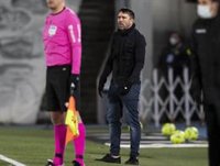 Coudet: "Jugamos de igual a igual a un rival de jerarquía"