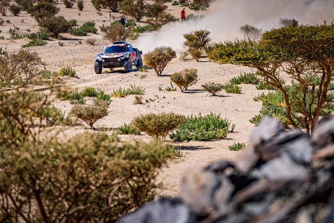 300 Sainz Carlos (esp), Cruz Lucas (esp), Mini, X-Raid Mini JCW Team, Auto, action during the 1st stage of the Dakar 2021 between Jeddah and Bisha, in Saudi Arabia on January 3, 2021 - Photo Frédéric Le Floch / DPPI