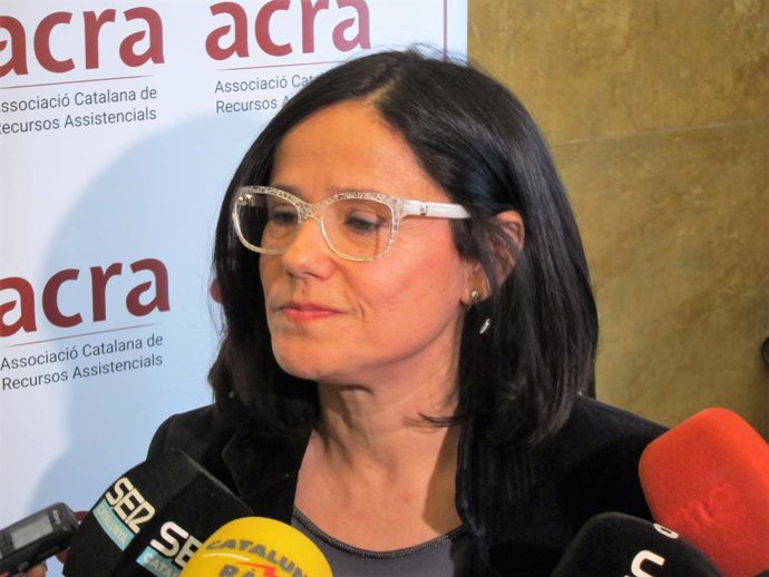 Cinta Pascual, Acra