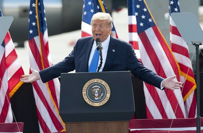 15 October 2020, US, Greenville: US President Donald Trump speaks during  a campaign rally at the Pitt-Greenville Airport. Photo: Jason Moore/ZUMA Wire/dpa