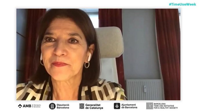 La eurodiputada Izaskun Bilbao, interviniendo en la Time Use Week