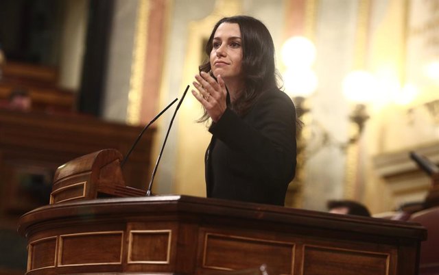 La presidenta de Ciutadans, Inés Arrimadas, a la tribuna del Congrés dels Diputats.