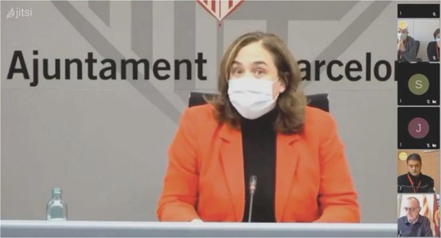 La alcaldesa de Barcelona, Ada Colau, ha pedido este lunes a la Conselleria de Salud de la Generalitat "la máxima celeridad y recuperar el tiempo" en la vacunación contra ella Covid-19.