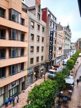 Hotel NH Principado en la calle San Francisco de Oviedo.
