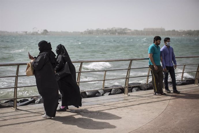 Mujeres en la ciudad de Yeda, en Arabia Saudí