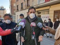 Núñez ve muy preocupantes los datos y recalca que 2 de cada 3 parados vienen del sector Servicios