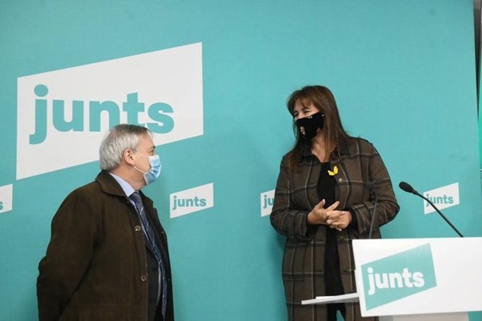 Josep Serra (MES) y Laura Borrs (JxCat)