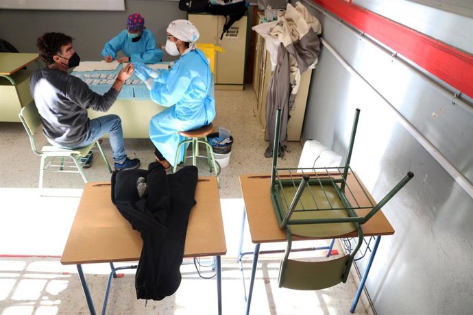 Comienzo de los test de cribado de la Covid-19 al personal docente en la educación en Málaga